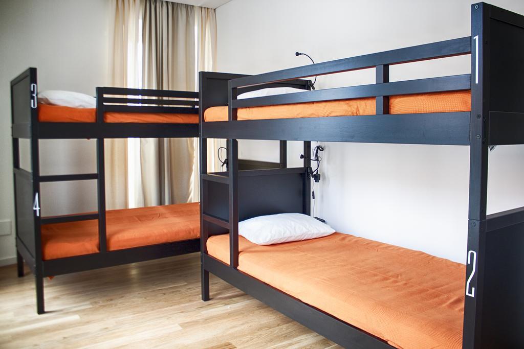 The Nook Hostel Ponta Delgada الغرفة الصورة